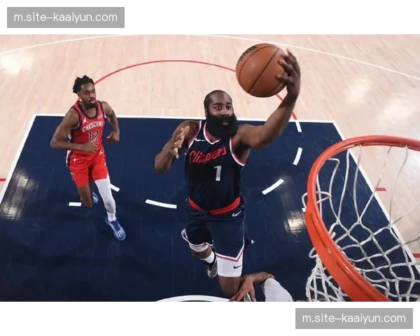 快船防守效率有待提升，伦纳德回归能否改善侧翼防守质量